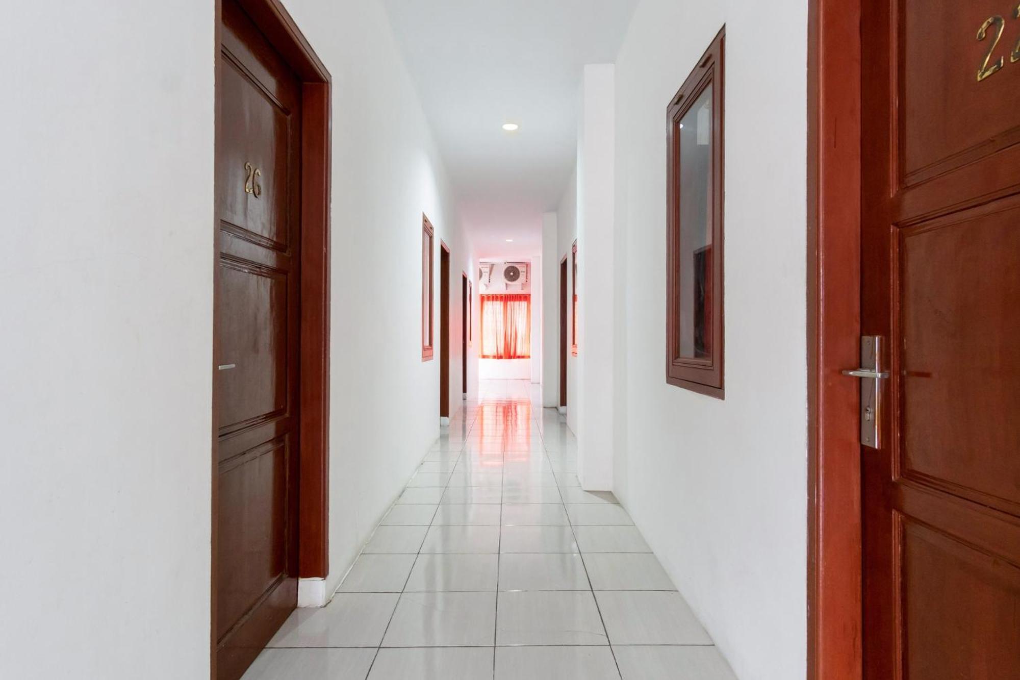 Hotel Oyo 622 Bakti 2*